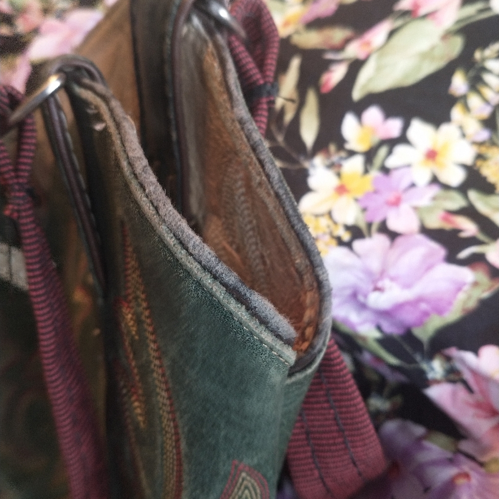 Unique Green Justin Com Blast Cowboy Boot Handbag - image 6